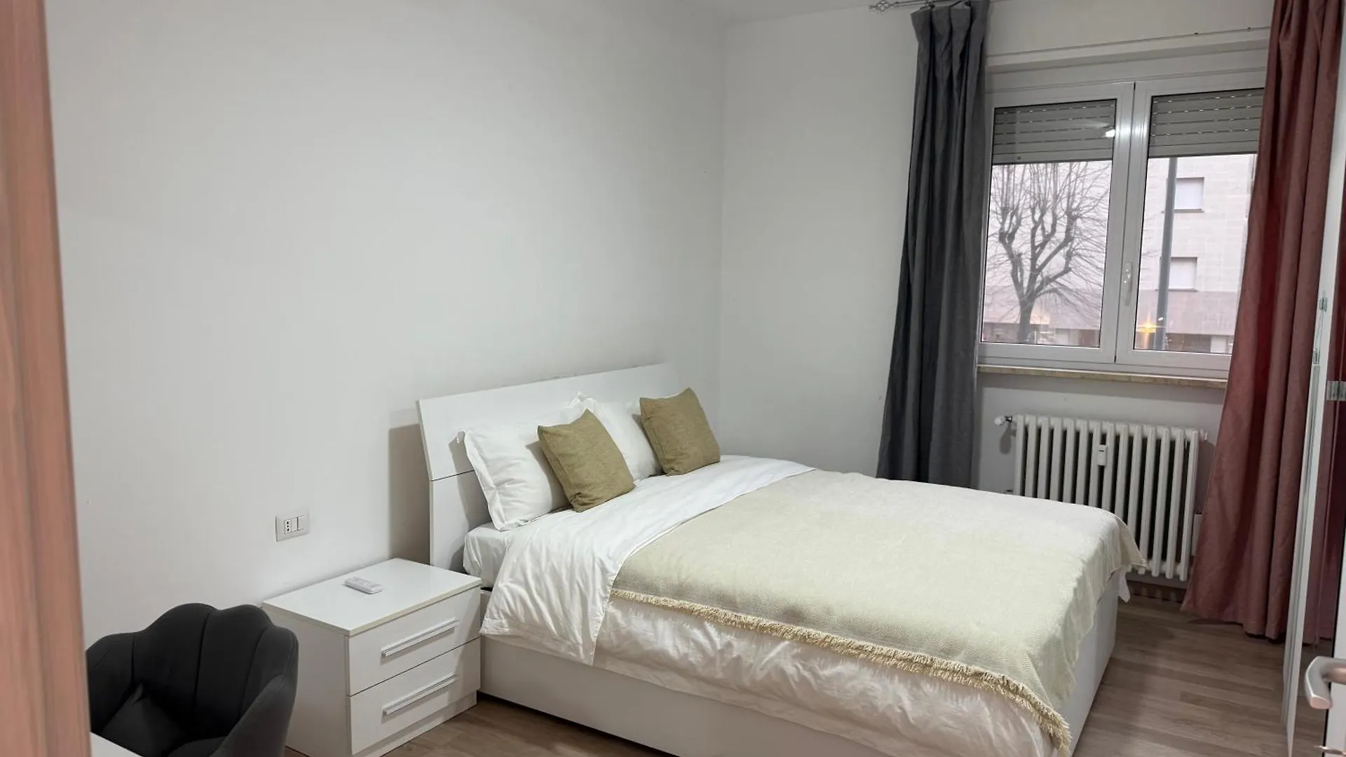 Spacious 3Br Flat Bignami Apartment Milan 0*,  Italy
